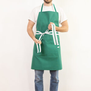 Tablier vert chou