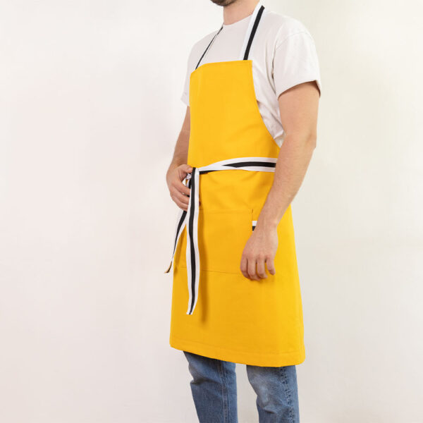 tablier jaune agrumes