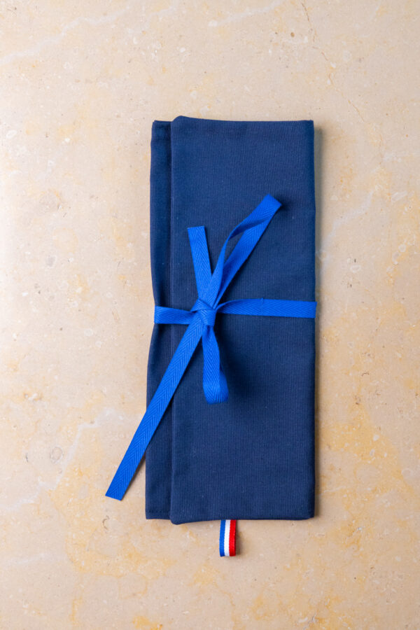étui de serviette bleu marine