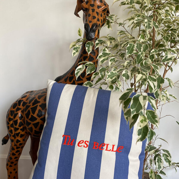 Coussin Rayures Tu es belle – Image 3